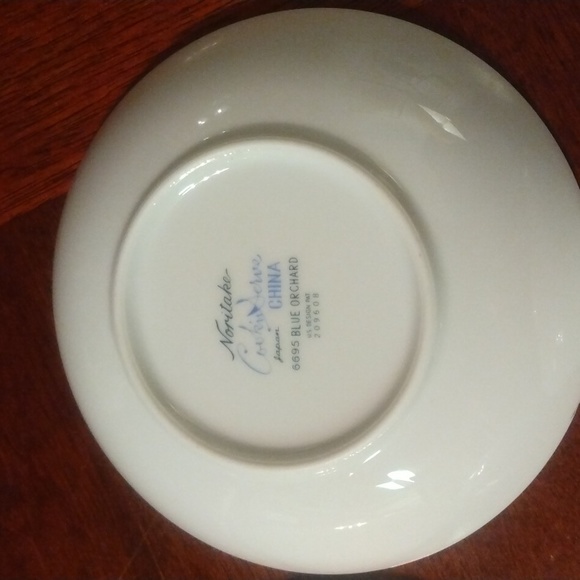 NORITAKE BLUE ORCHARD 6695 COOK'N SERVE JAPAN 5.5 " Cereal Bowls (4). - Picture 11 of 14